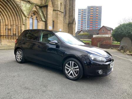 VOLKSWAGEN GOLF 1.4 TSI SE 