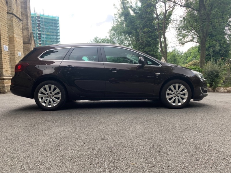 VAUXHALL ASTRA