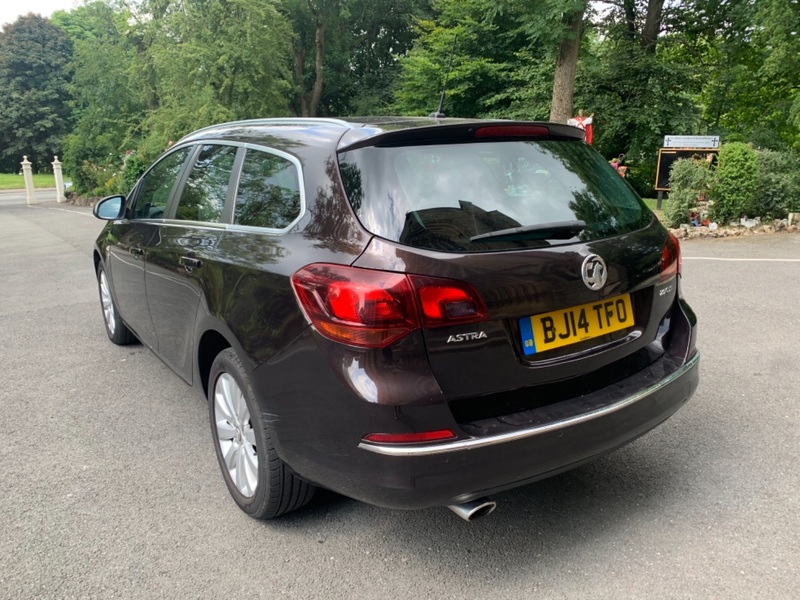 VAUXHALL ASTRA