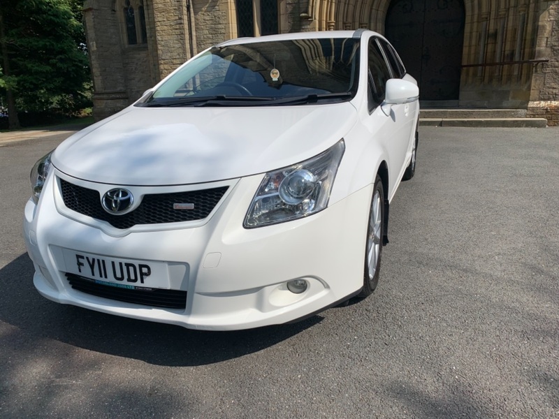TOYOTA AVENSIS