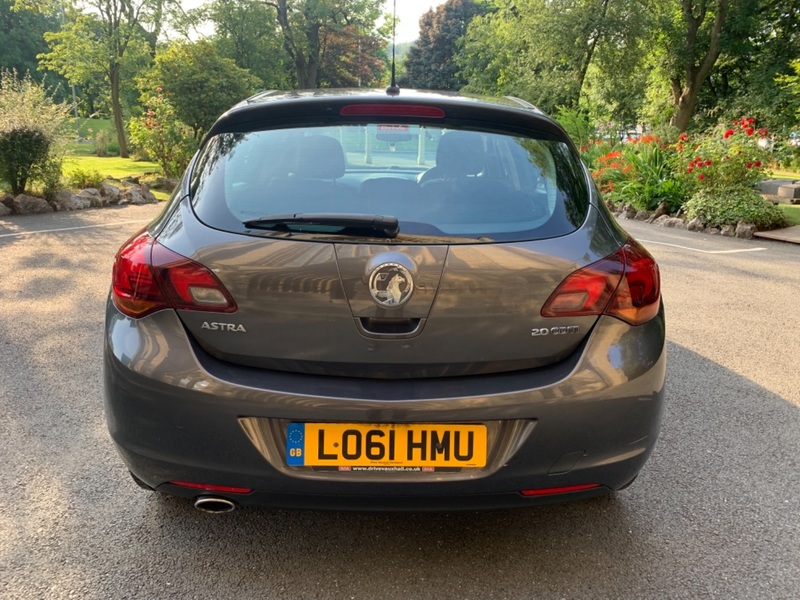 VAUXHALL ASTRA