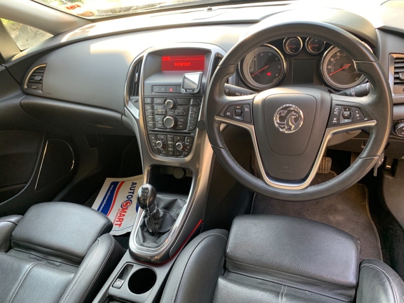 VAUXHALL ASTRA