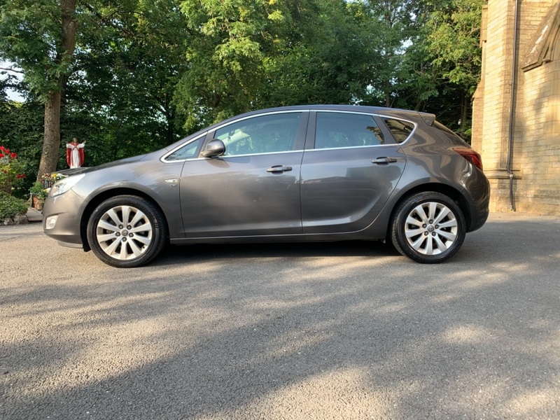 VAUXHALL ASTRA