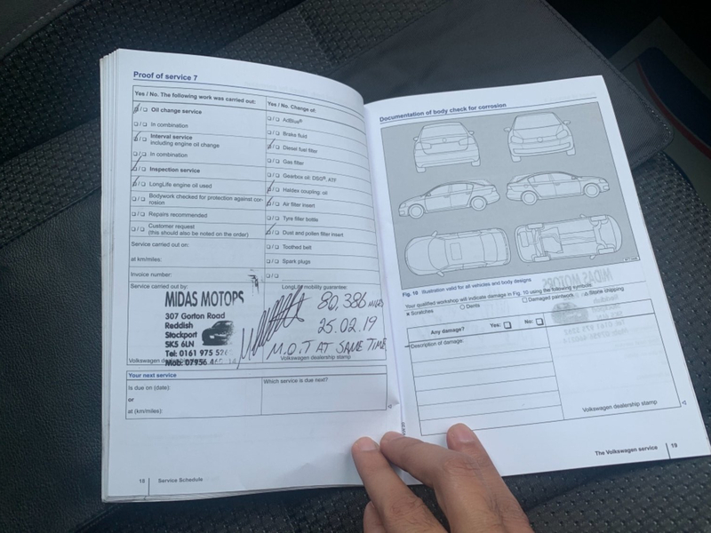VOLKSWAGEN TOURAN