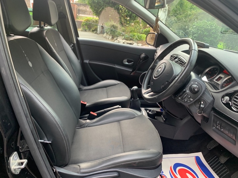 RENAULT CLIO