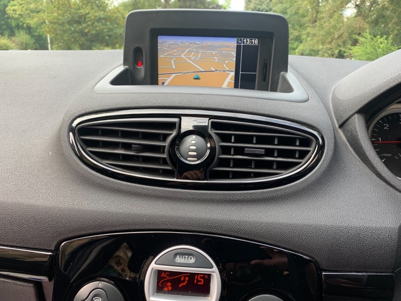 RENAULT CLIO