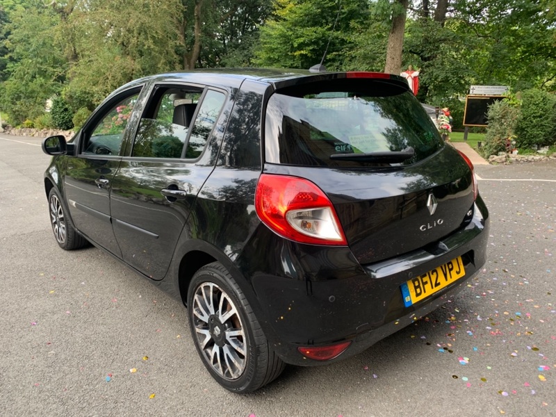 RENAULT CLIO