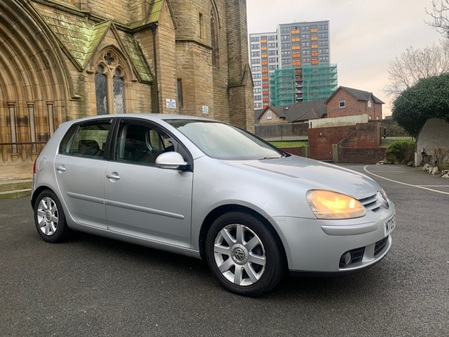 VOLKSWAGEN GOLF GT TDI