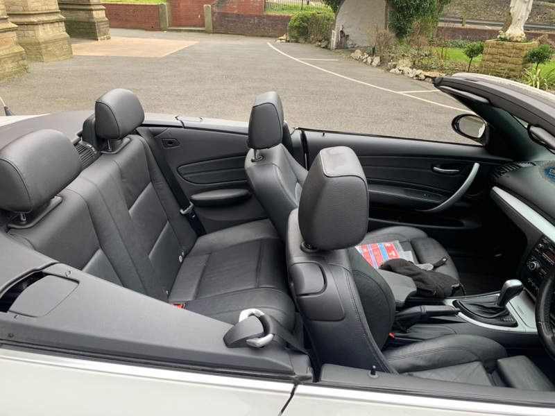 BMW 1 SERIES