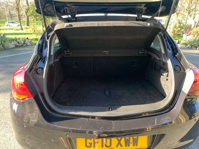 VAUXHALL ASTRA