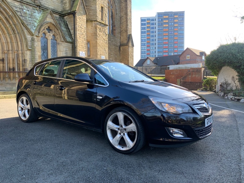 VAUXHALL ASTRA