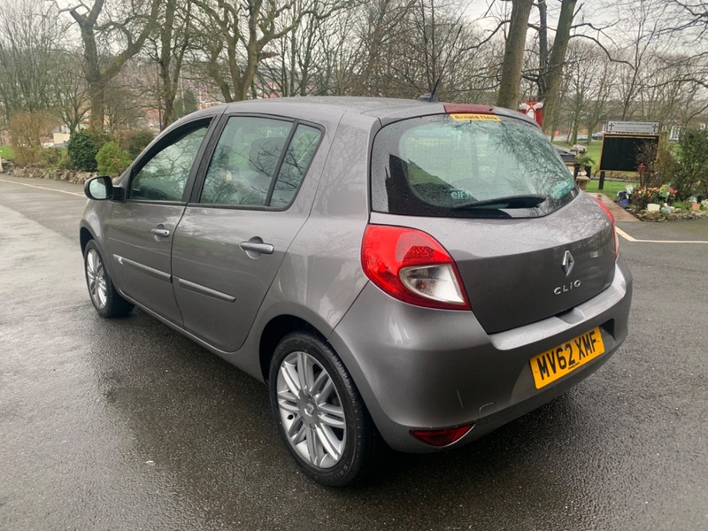 RENAULT CLIO