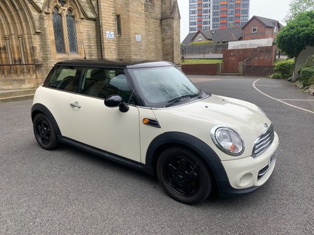 MINI HATCH 1.6  Cooper