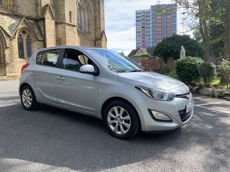 HYUNDAI I20 1.2  Active