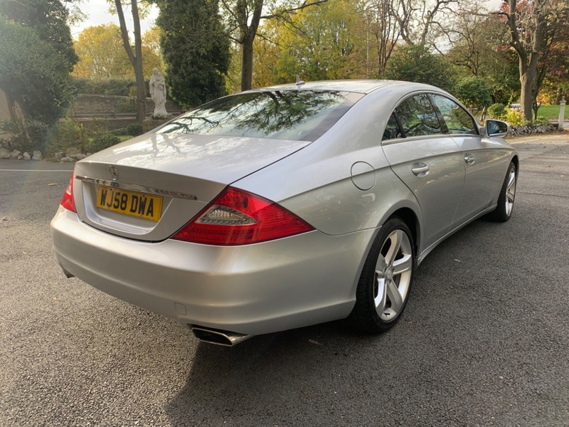 MERCEDES-BENZ CLS