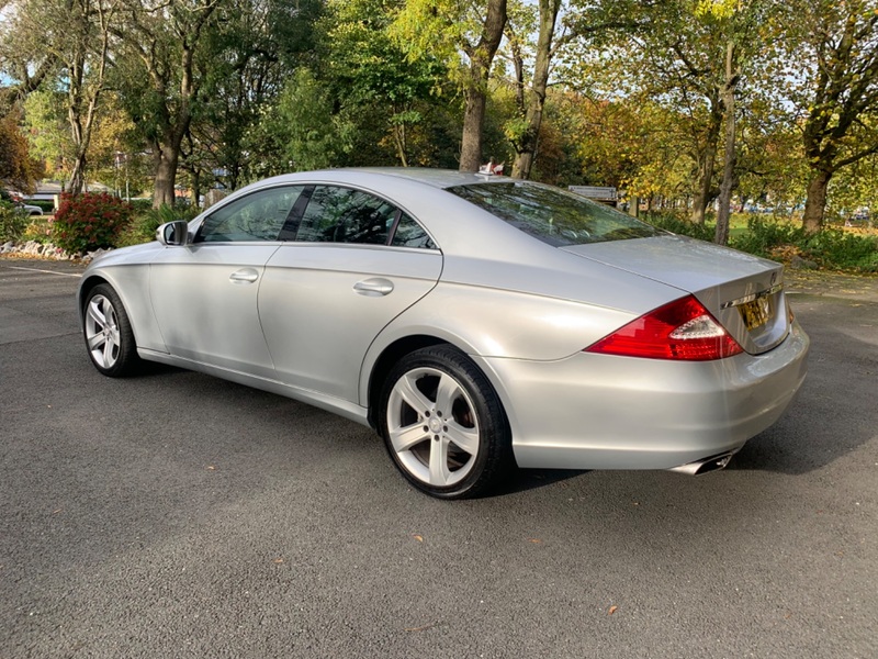 MERCEDES-BENZ CLS