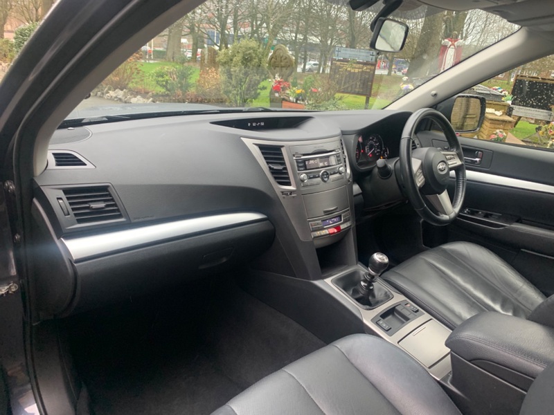 SUBARU OUTBACK
